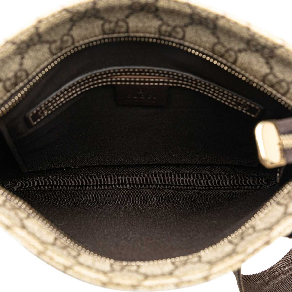 GUCCI GG Supreme Crossbody Bag
