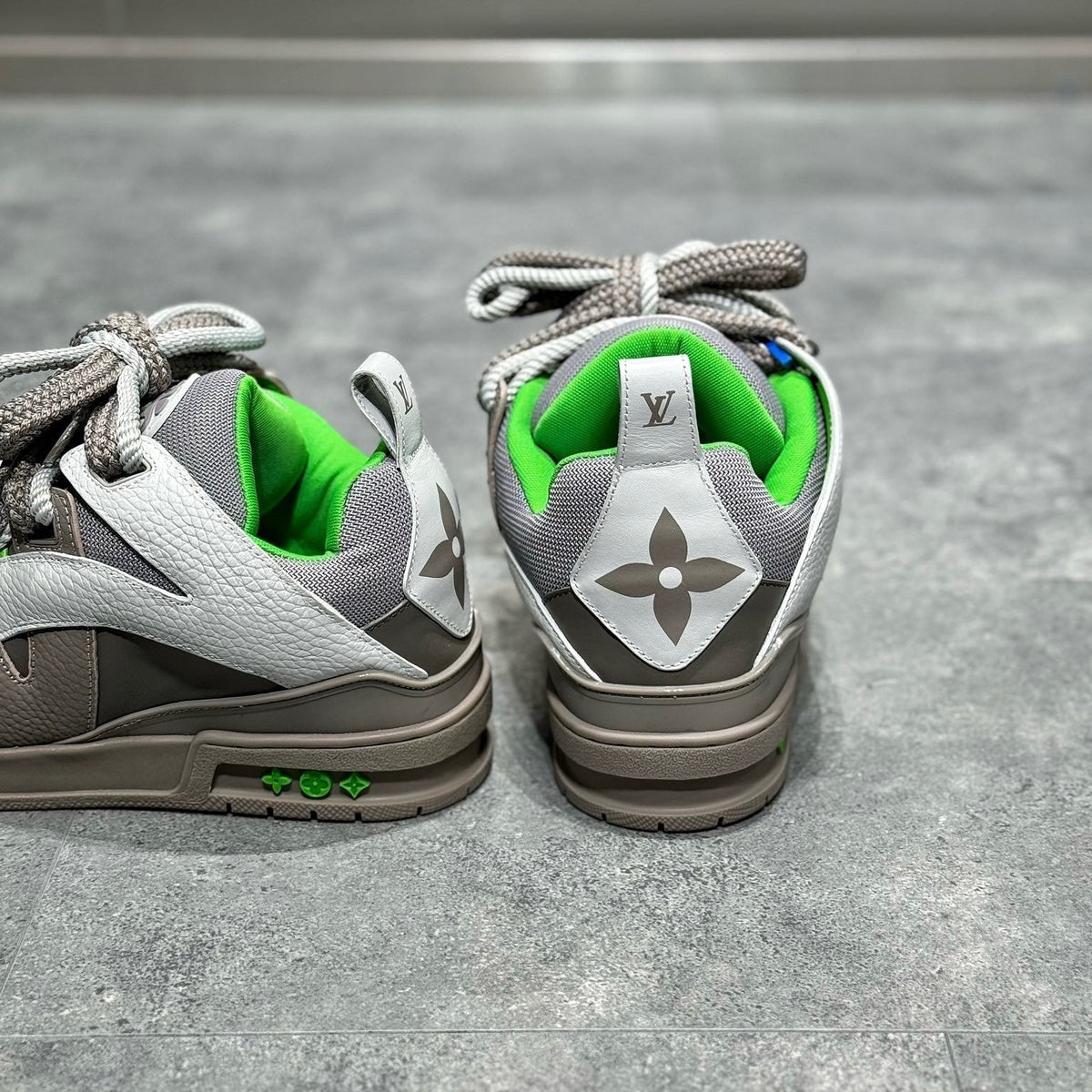 LOU TRAINERS