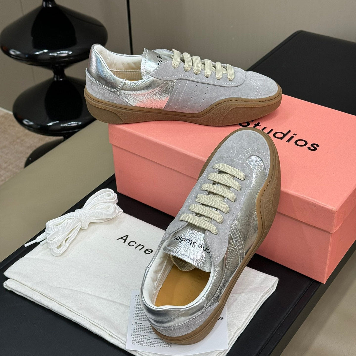 ACNE TRAINERS