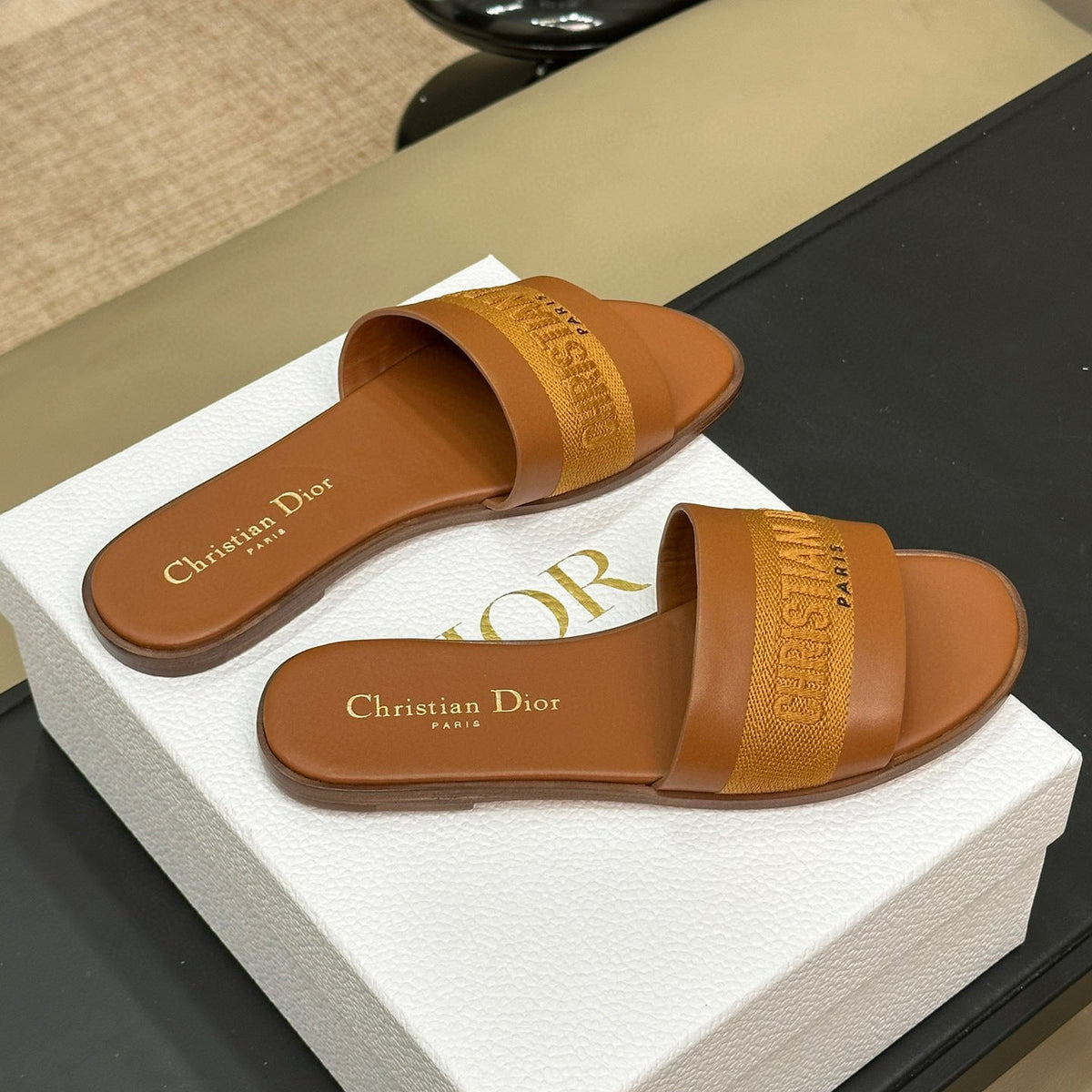 CD DWAY SLIDES