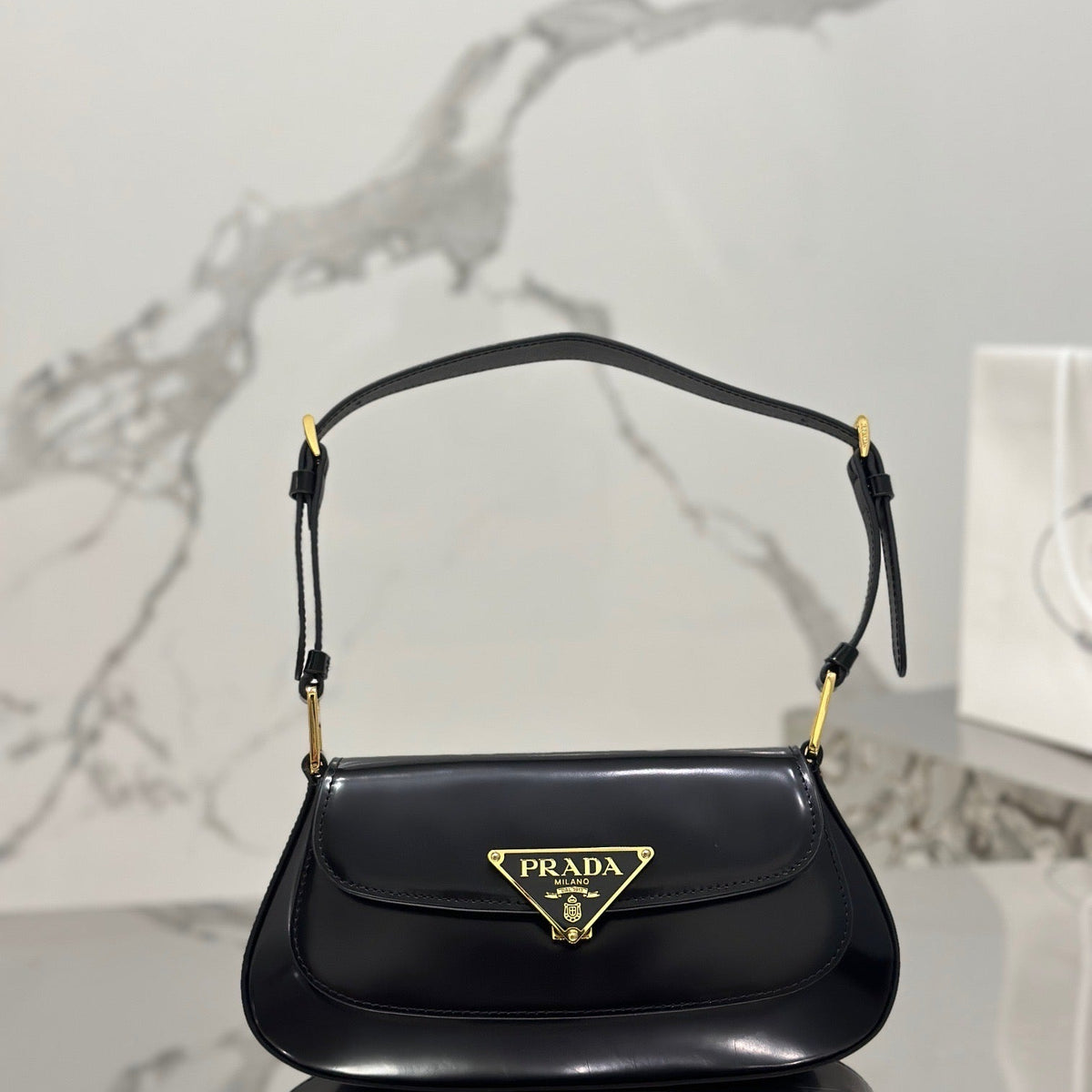 PD SHOULDER BAG