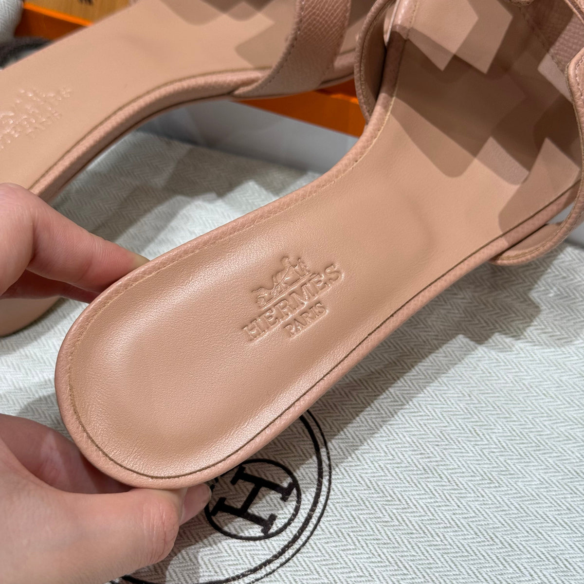 HERM OASIS SANDALS
