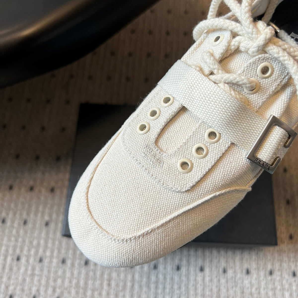 PD COLLAPSE SNEAKERS