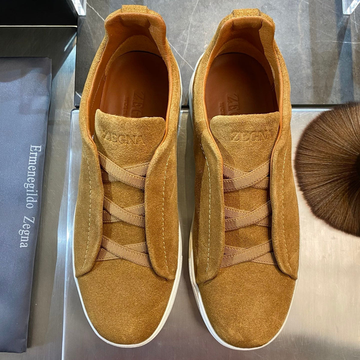 ZEGN TRIPLE STITCH SNEAKER