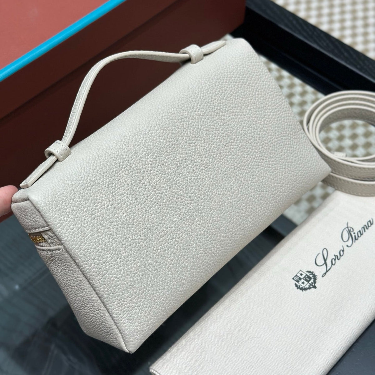 LORO P EXTRA POCKET L19 BAG
