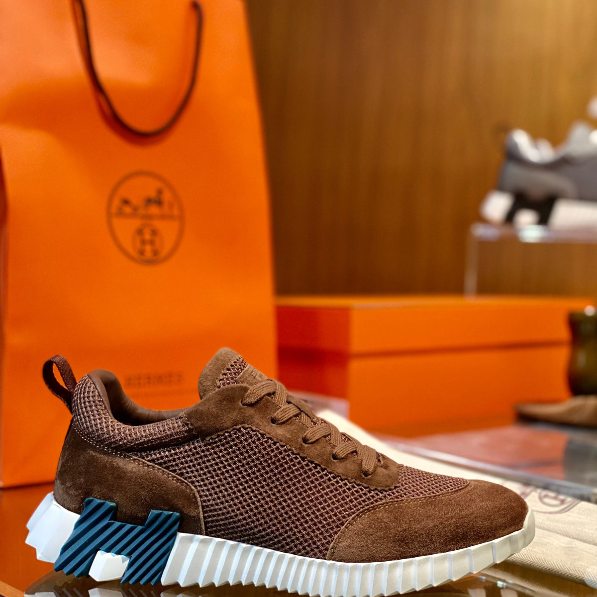 HERM BOUNCING SNEAKERS
