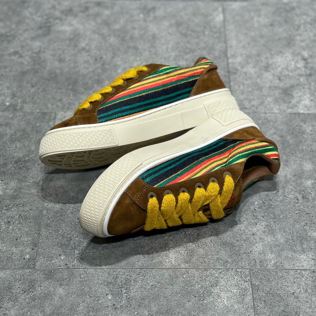 CD B33 SNEAKER