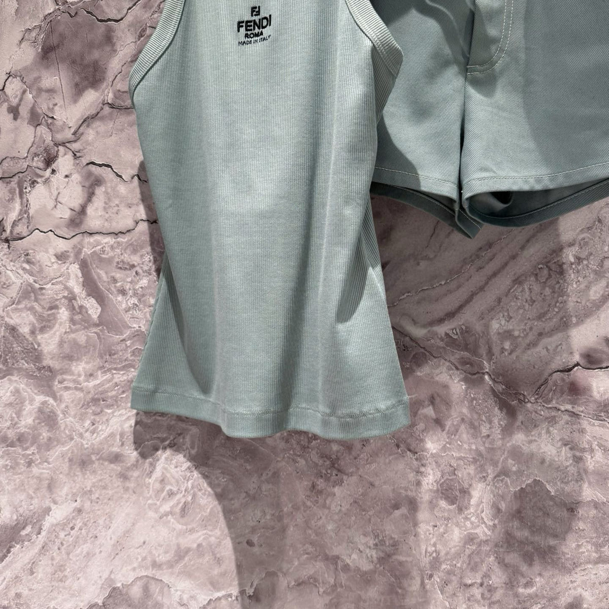 FEN TANK TOP