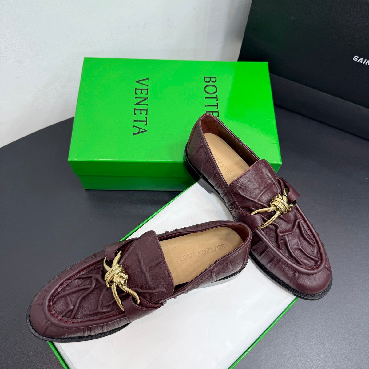 BOTT V LOAFERS