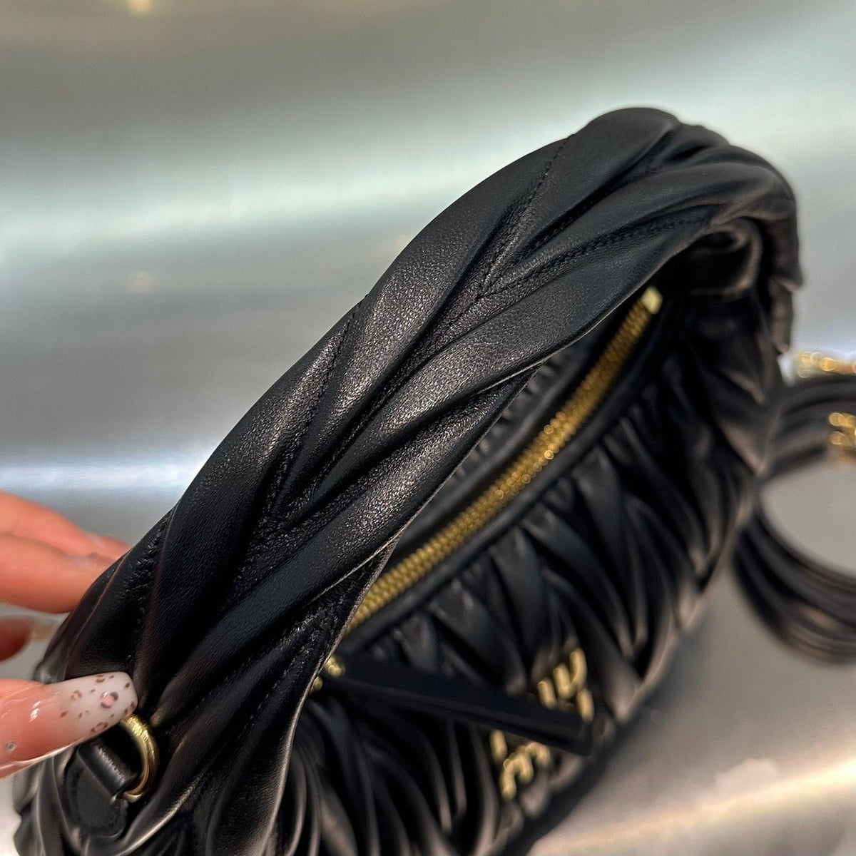MIU M WANDER BAG