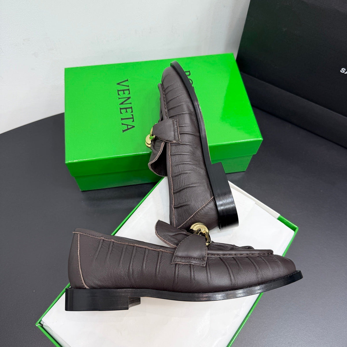 BOTT V LOAFERS