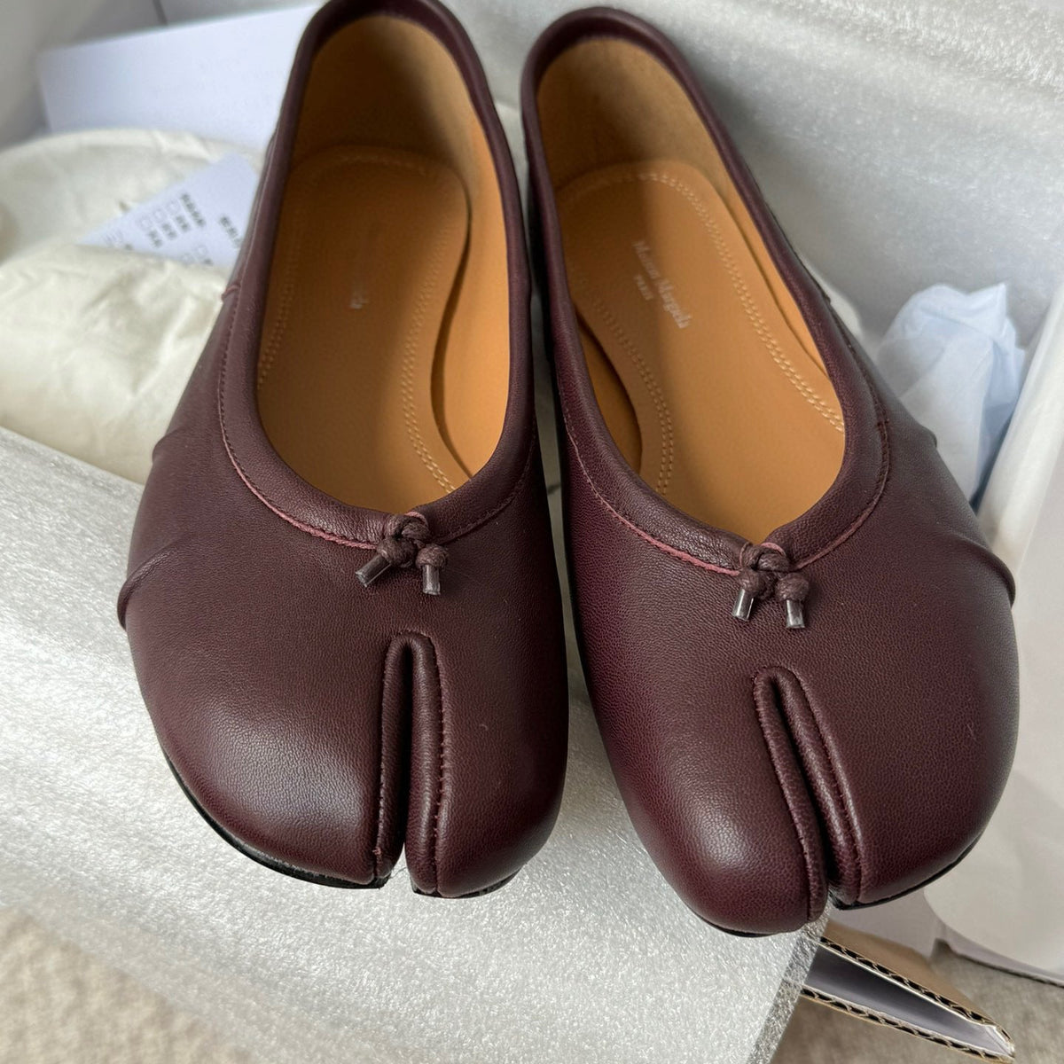 MAISON M TABI BALLET FLATS