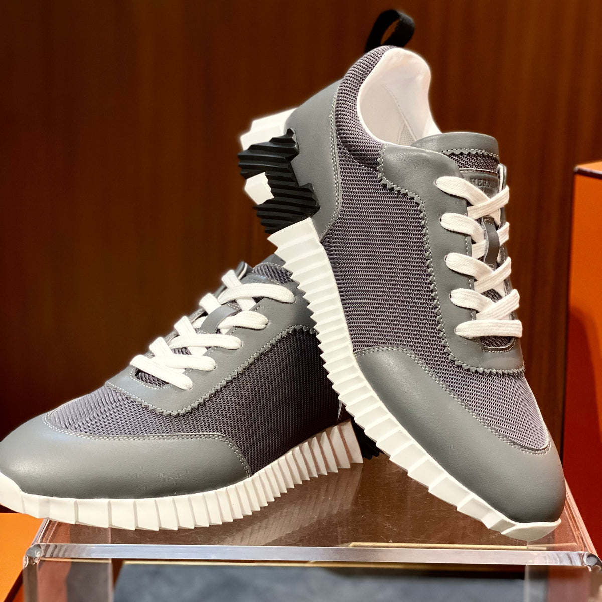 HERM BOUNCING SNEAKERS