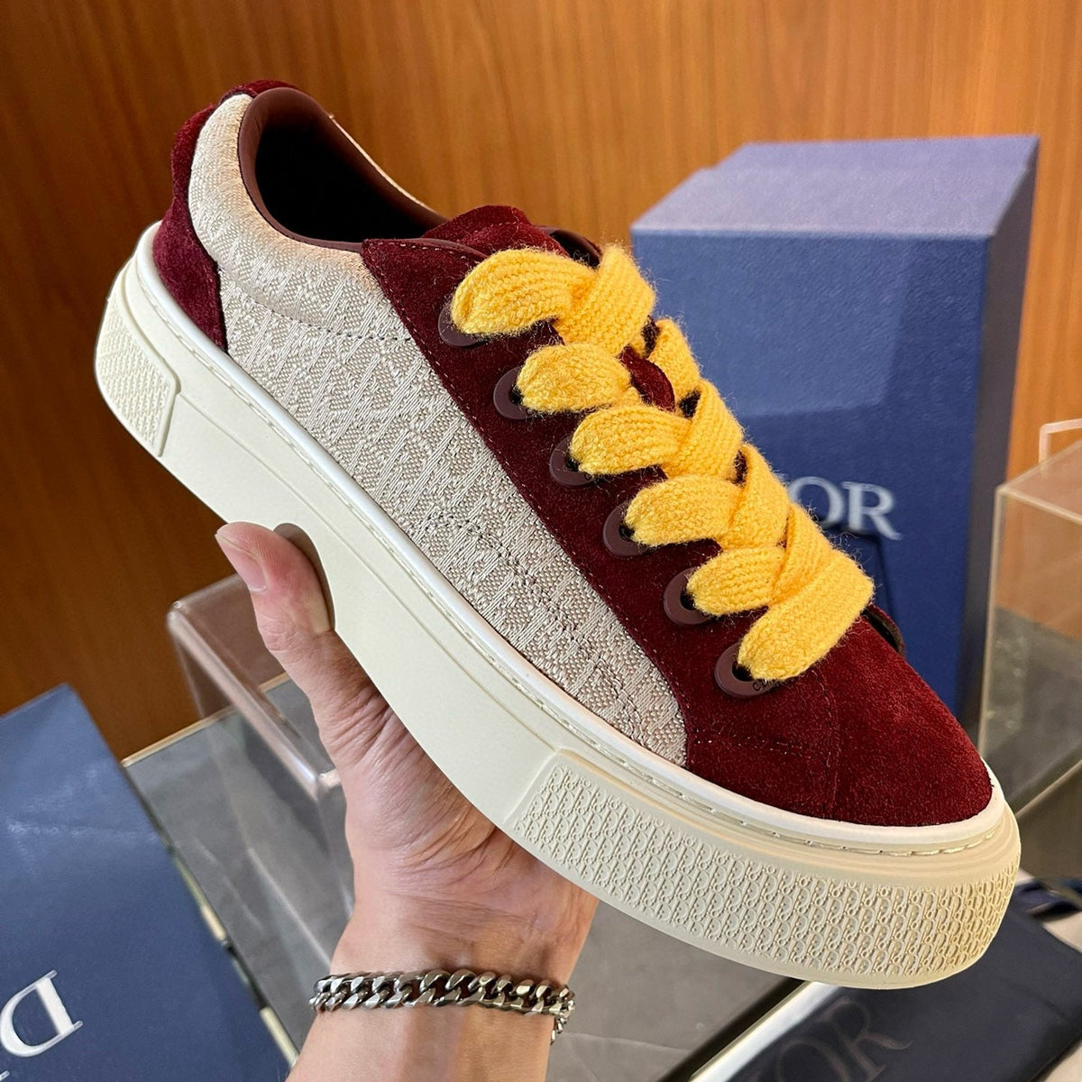 CD B33 SNEAKER