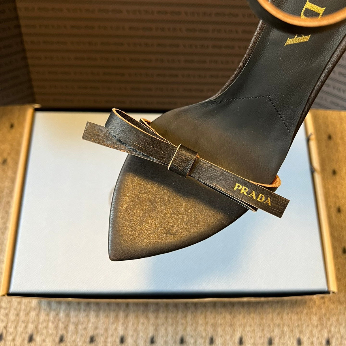 PD HEELS