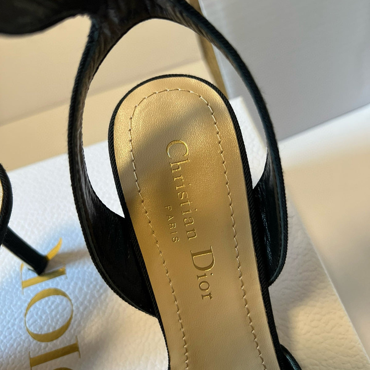 CD HEELS