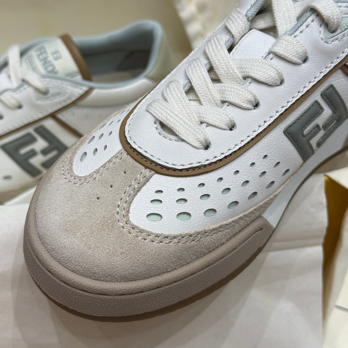 FEN SNEAKER