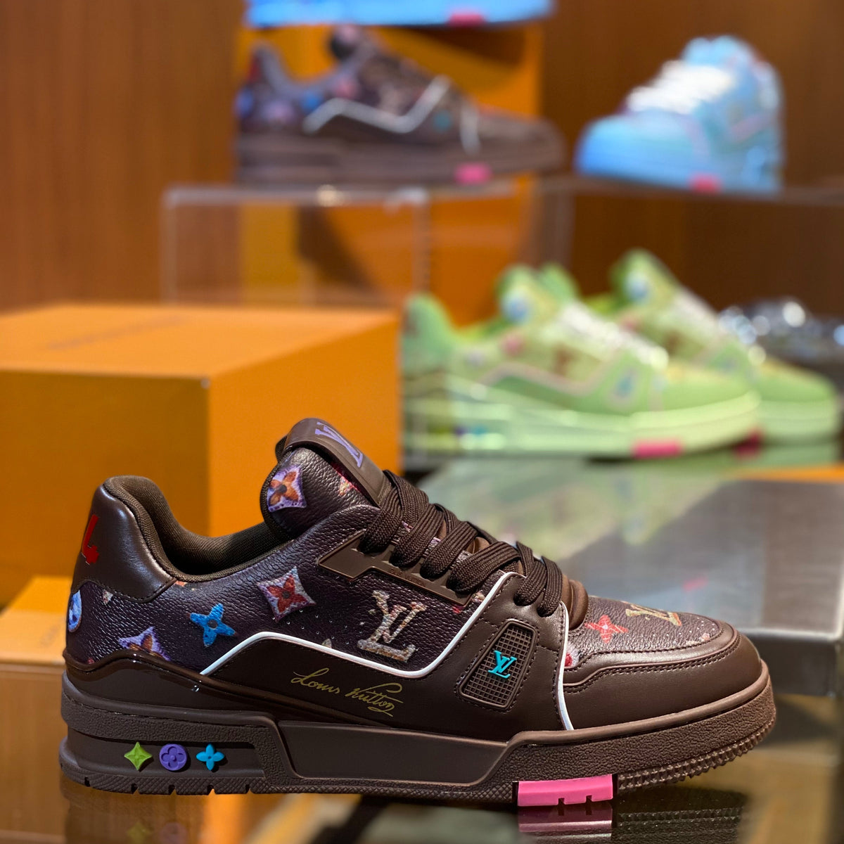 LOU SNEAKERS