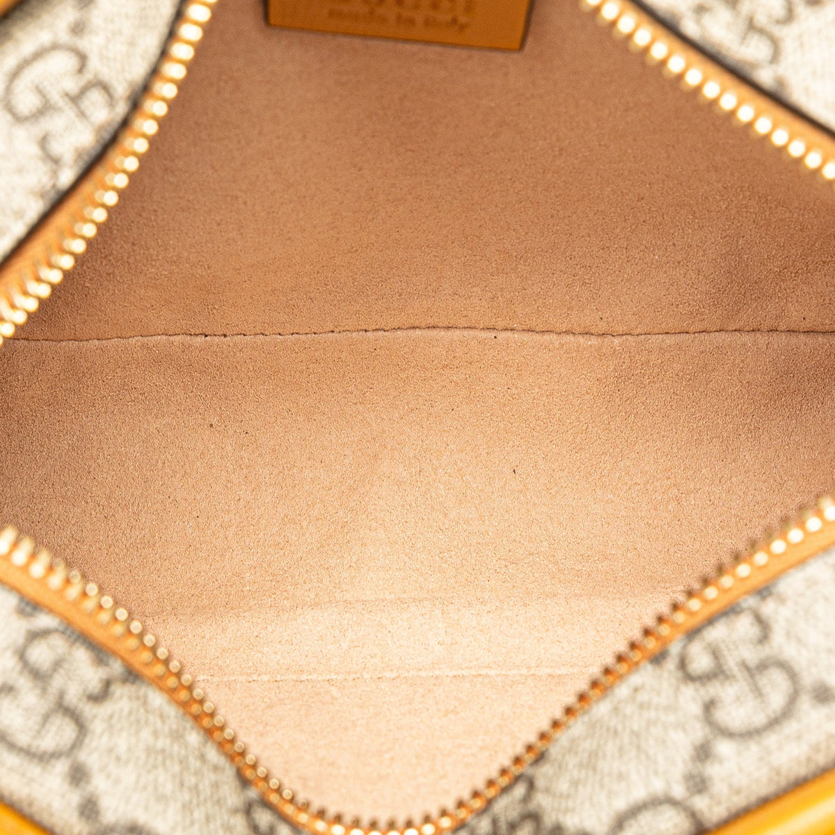 GUCCI GG Supreme Interlocking G Clutch Clutch Bag