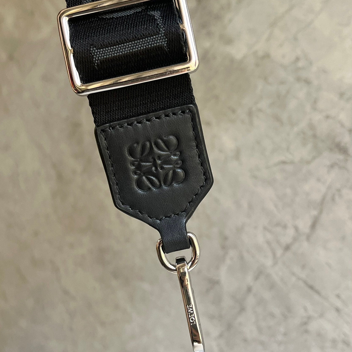 LOEW MINI CAMERA CROSSBODY BAG