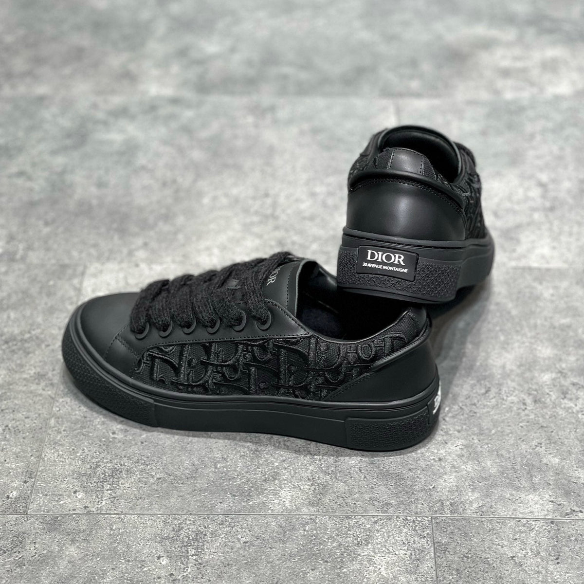 CD B33 SNEAKER