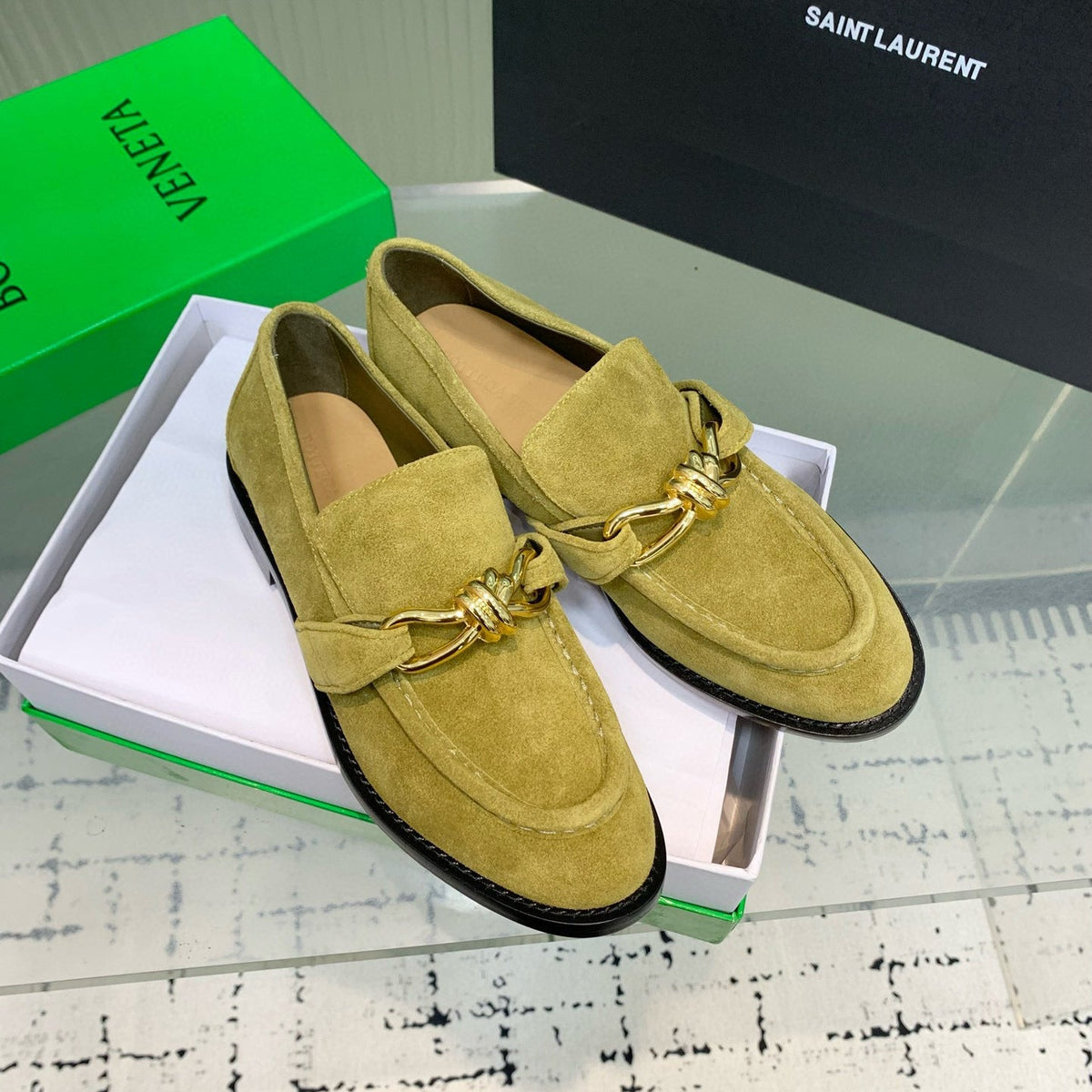 BOTT LOAFERS