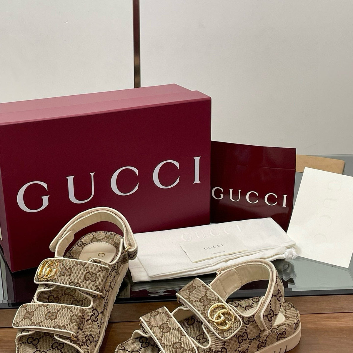 GG SANDALS