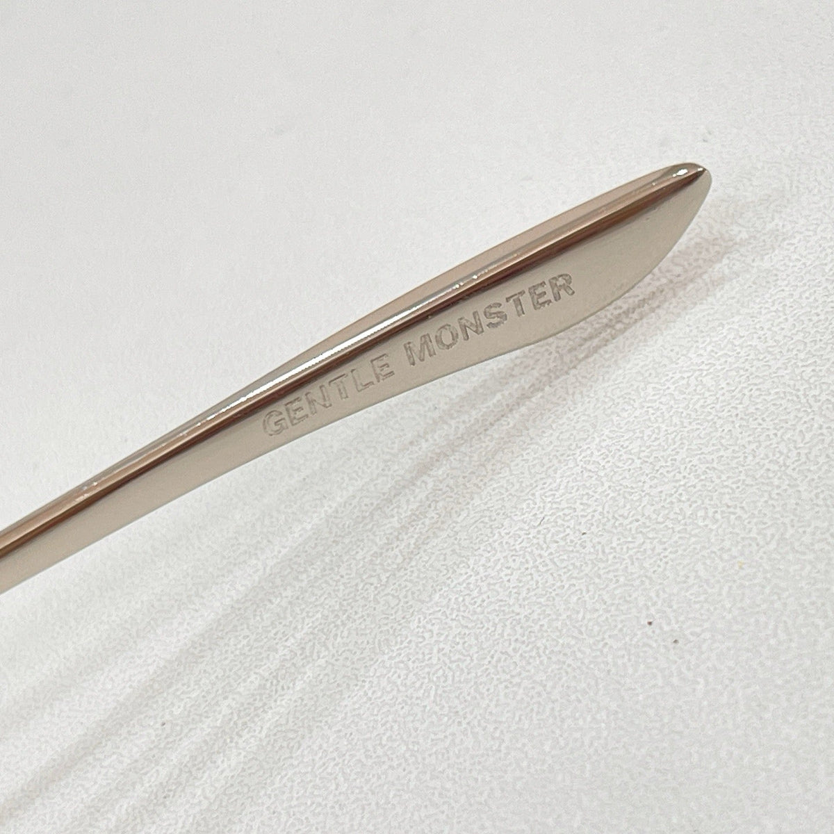 GENTLE M SUNGLASSES
