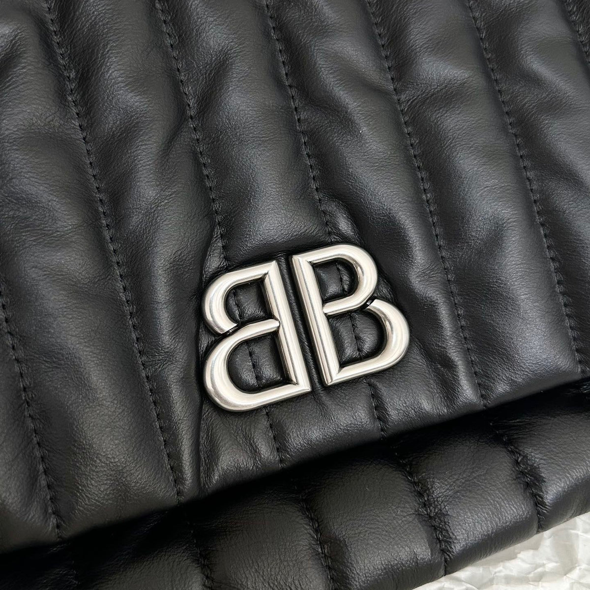 BAL MONACO MEDIUM BAG