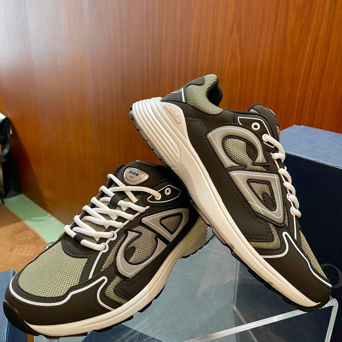 CD B30 SNEAKER