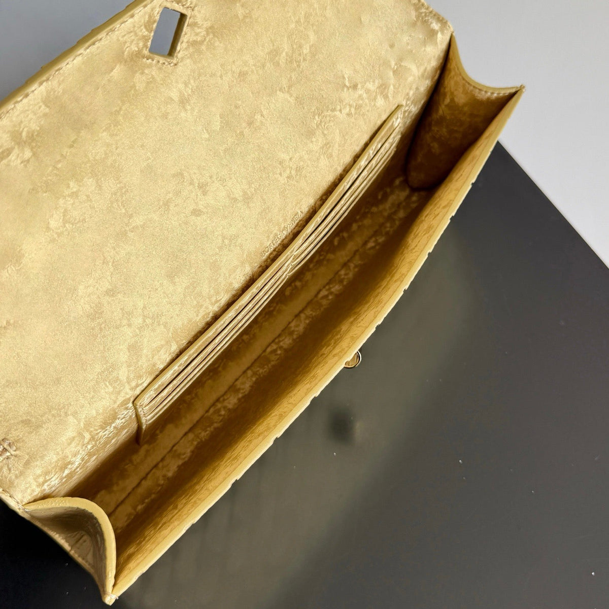 BOTT V ANDIAMO CLUTCH