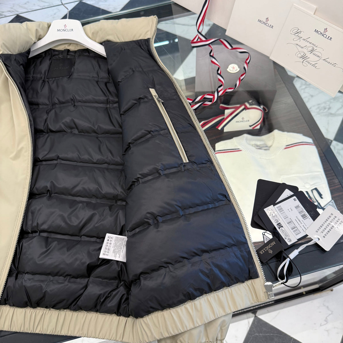 MONC LUSERNA JACKET