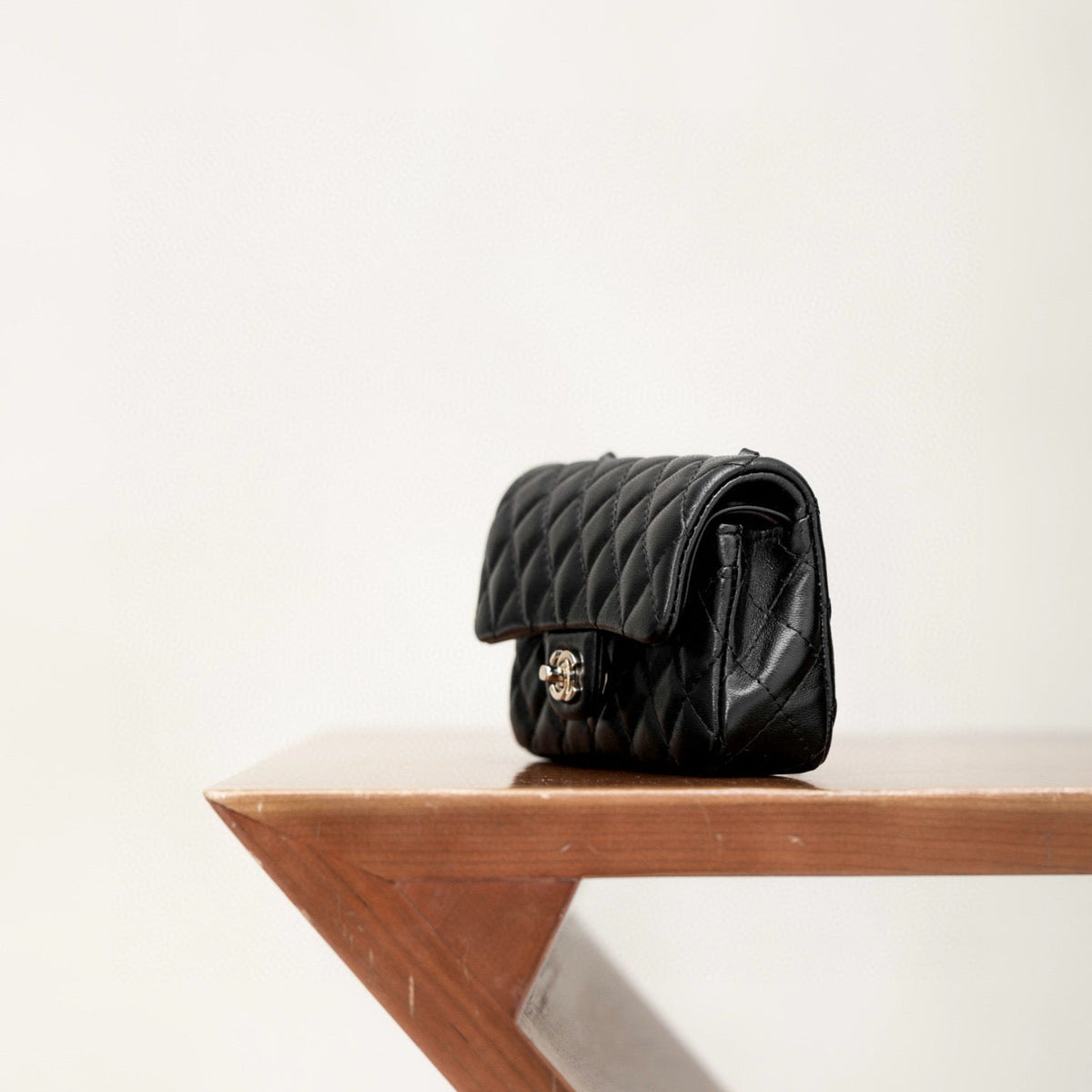 CC 25A MINI CLASSIC FLAP BAG