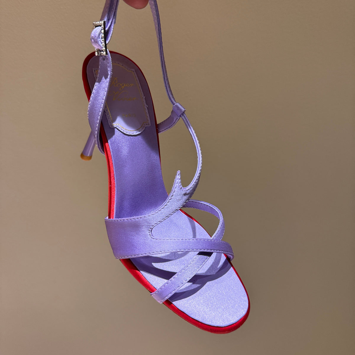 ROGER V HEELS