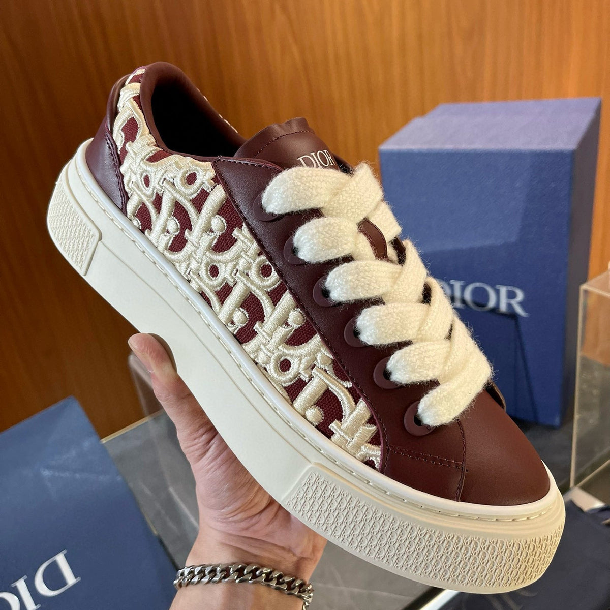 CD B33 SNEAKER