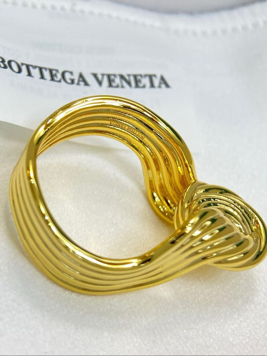BOTT V RING