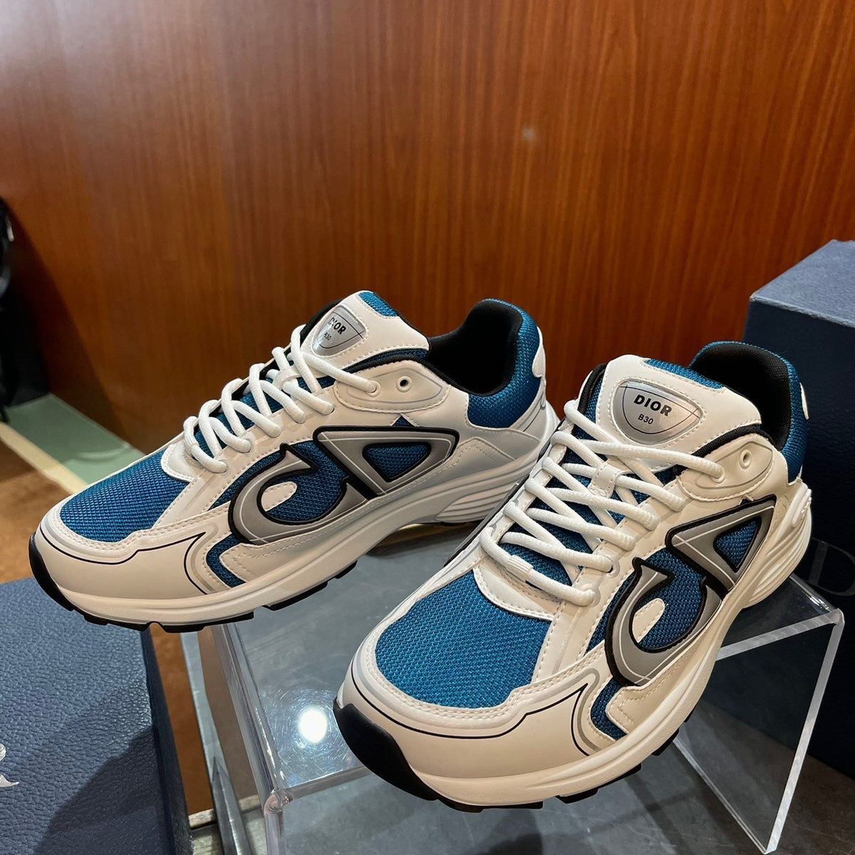 CD B30 SNEAKER