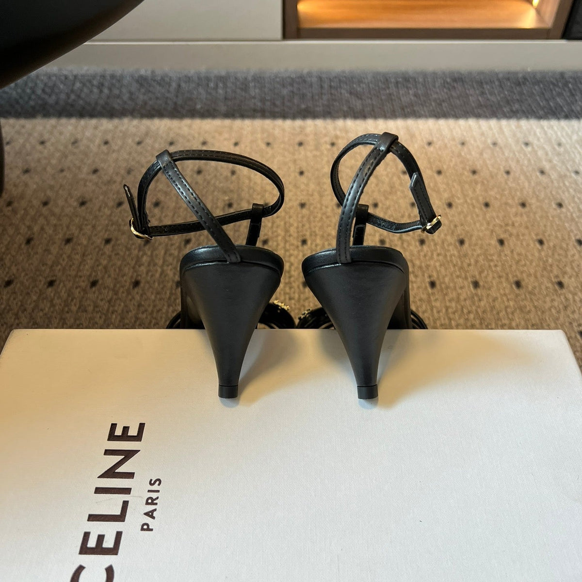 CEL HEELS