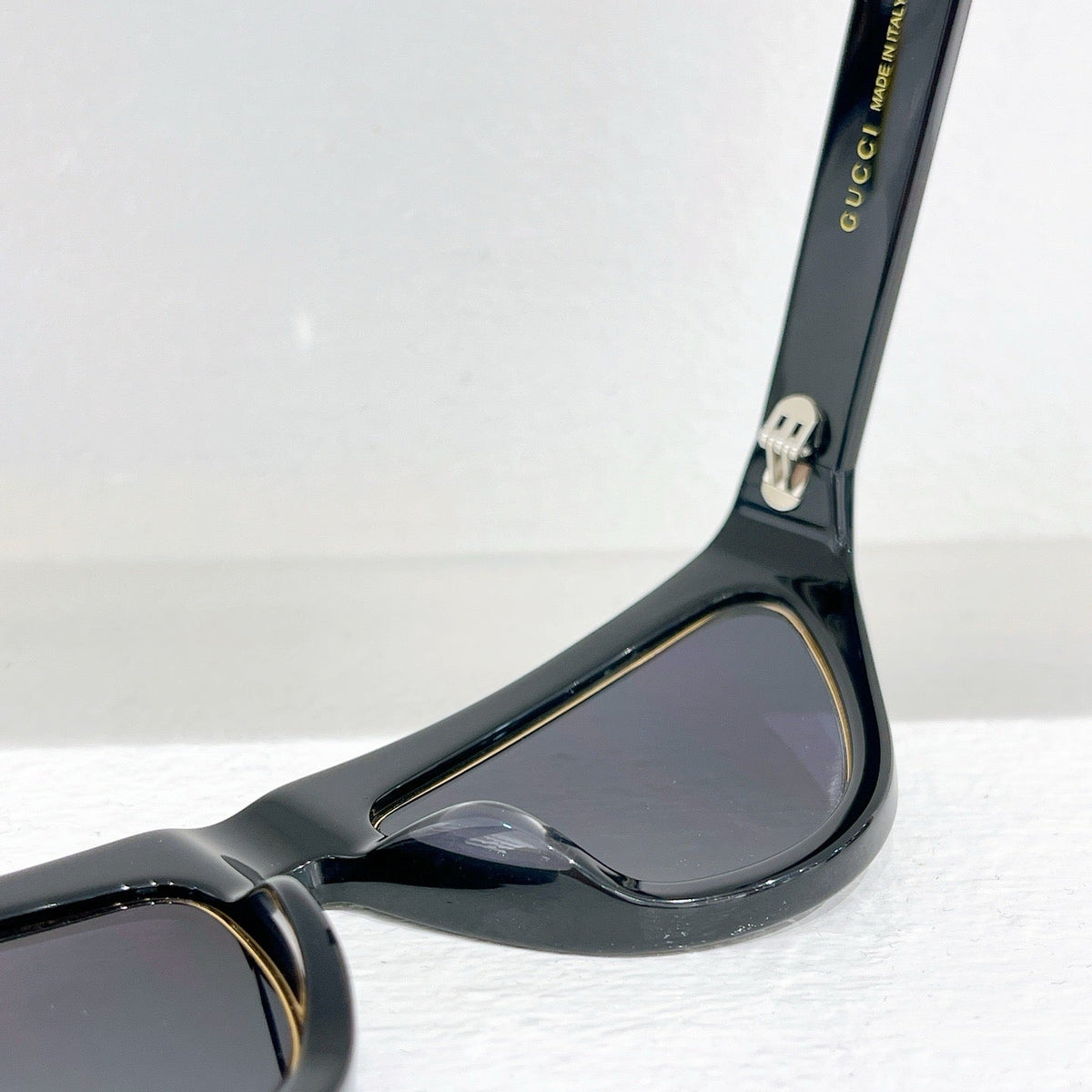 GG SUNGLASSES