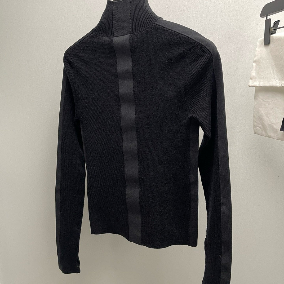 CC TURTLENECK