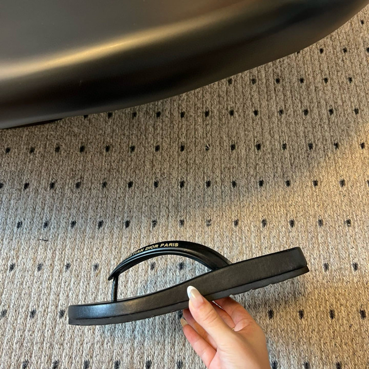 CD THONG SANDAL