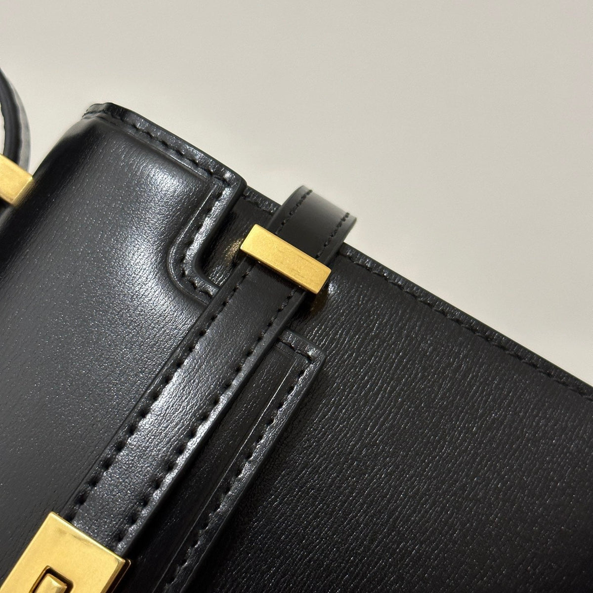 SL MANHATTAN MINI CROSSBODY BAG