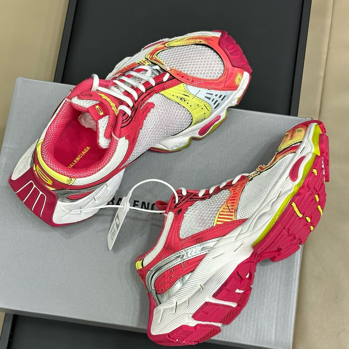 BAL STAPLER TRAINERS