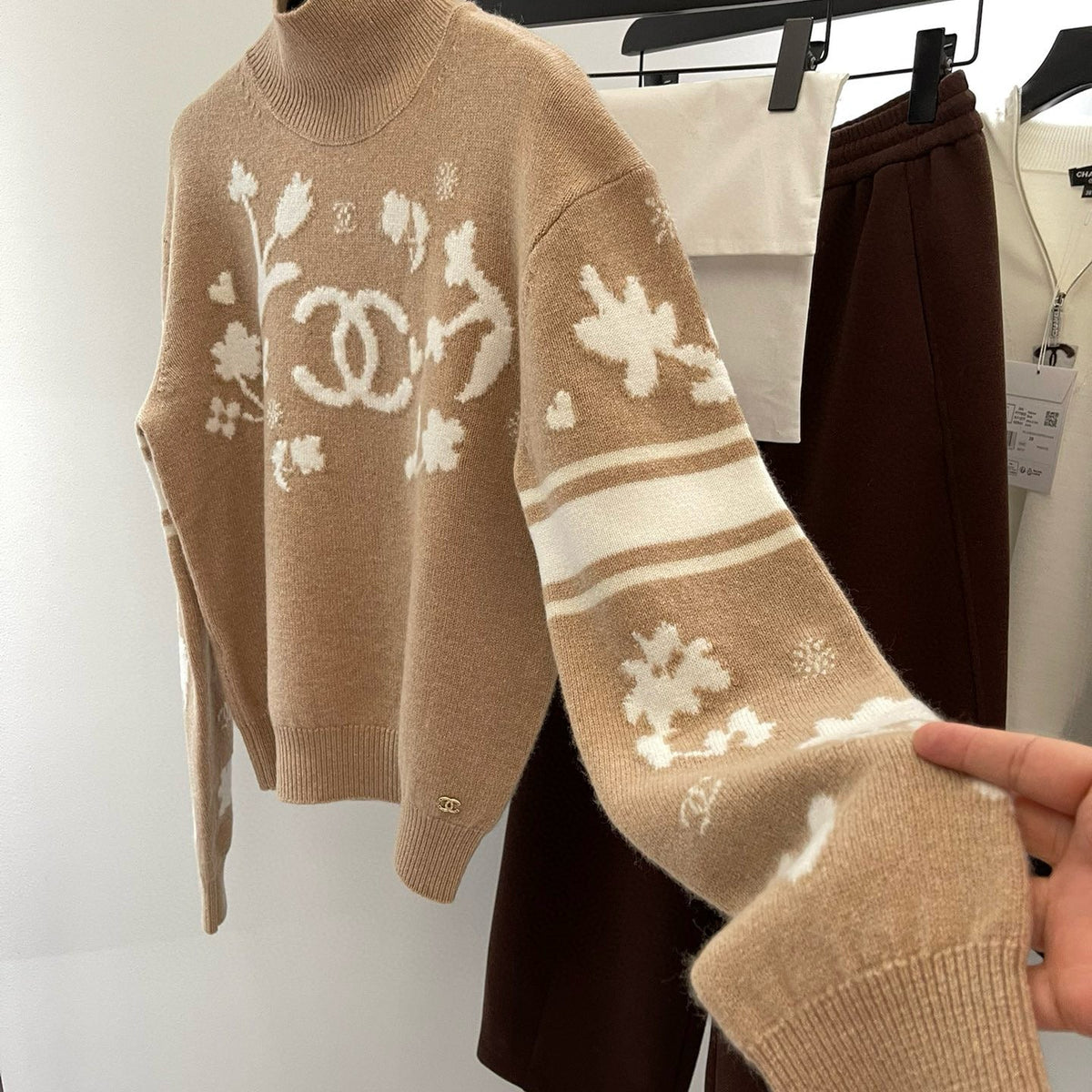CC SWEATER