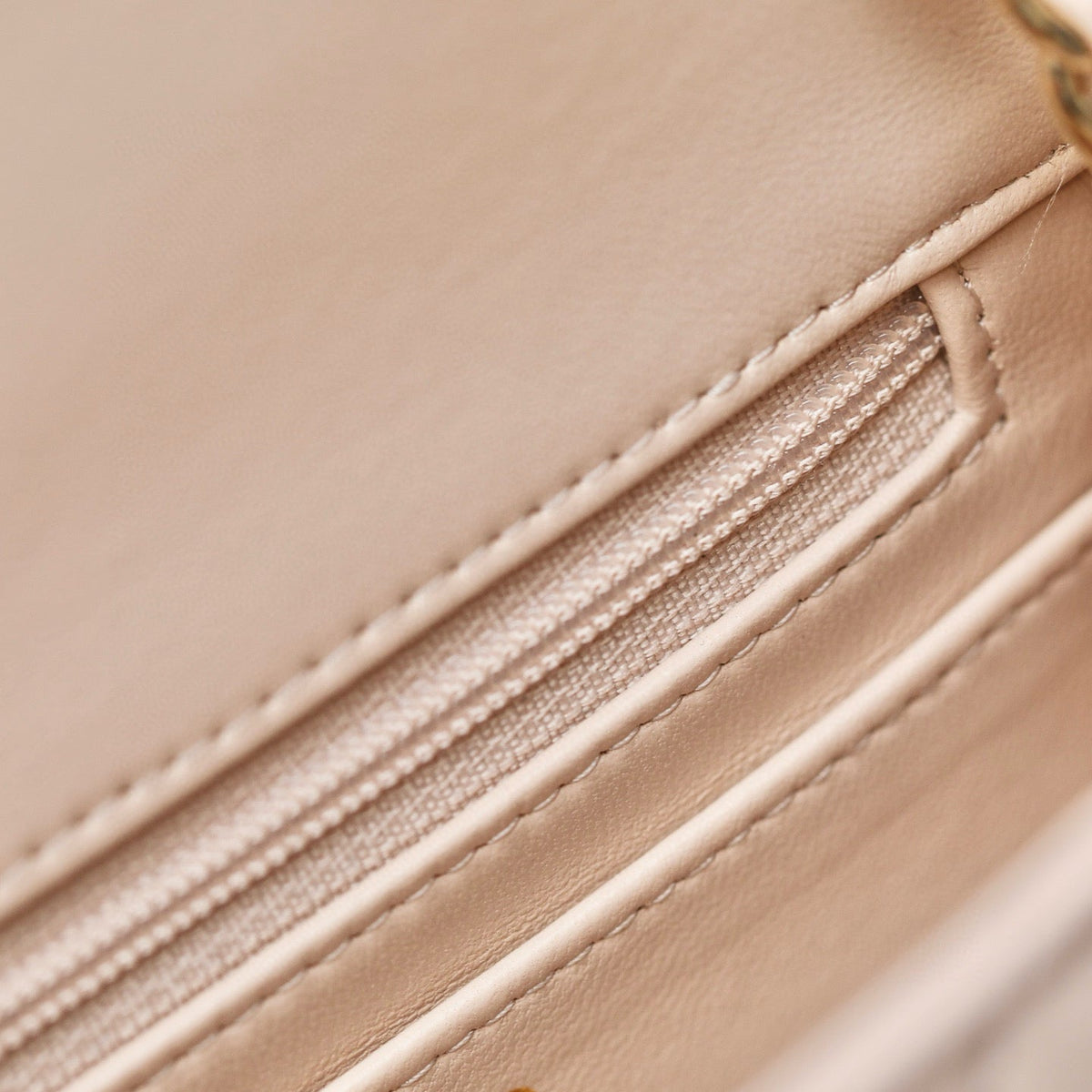 CC CLASSIC FLAP