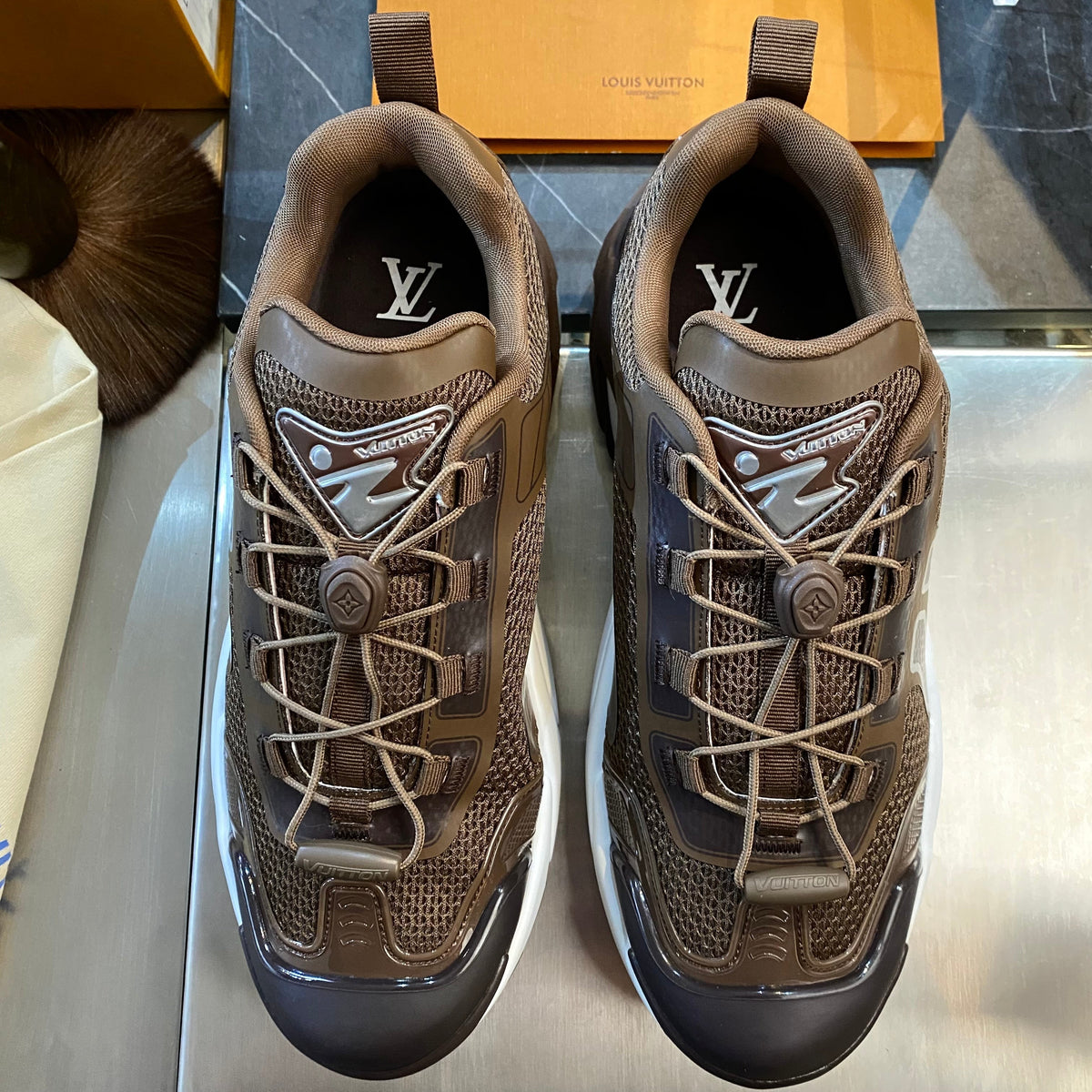 LOU RUNNER TATIC SNEAKER
