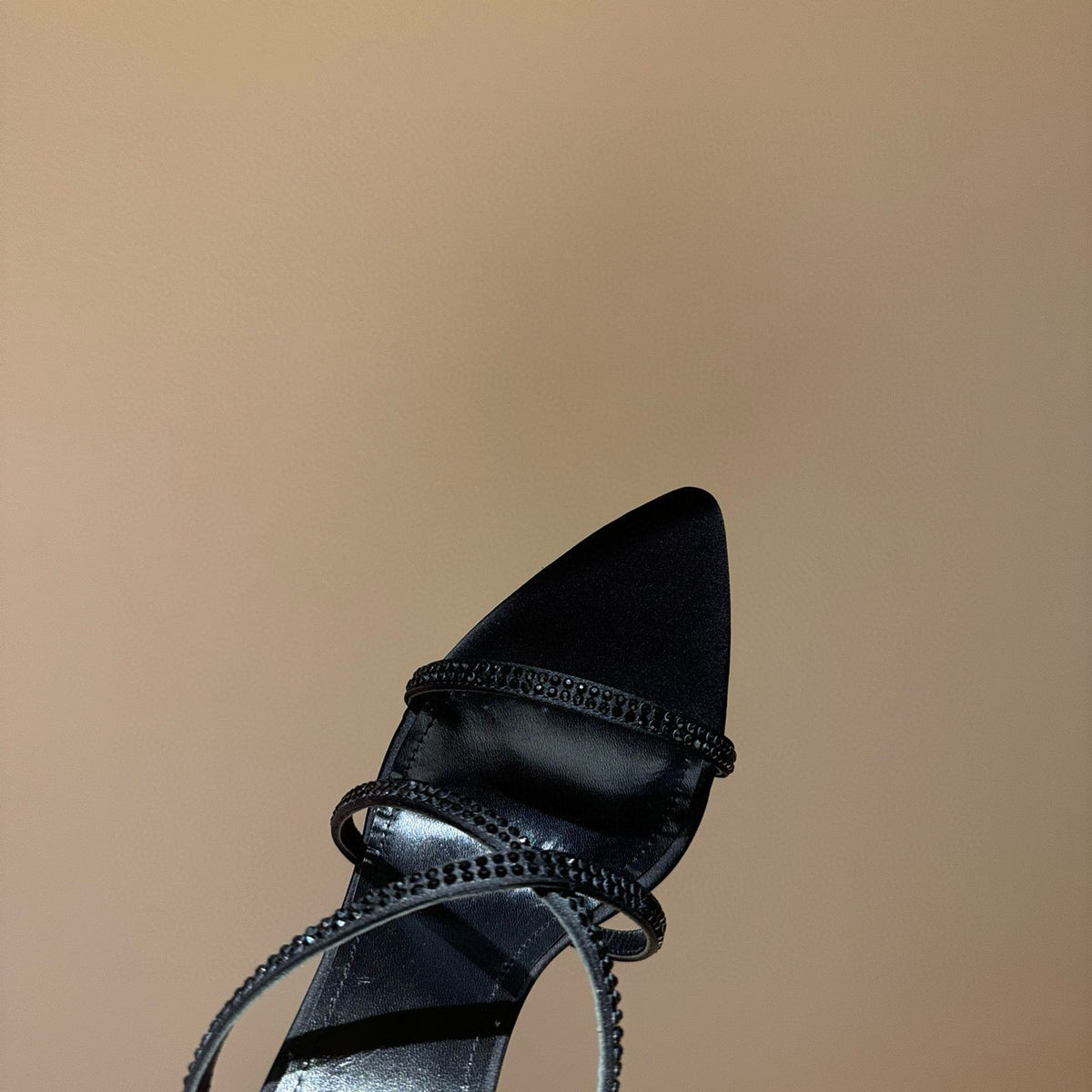 SL HEELS