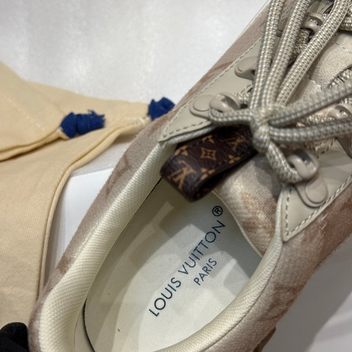 LOU RUSH XPLORER SNEAKERS