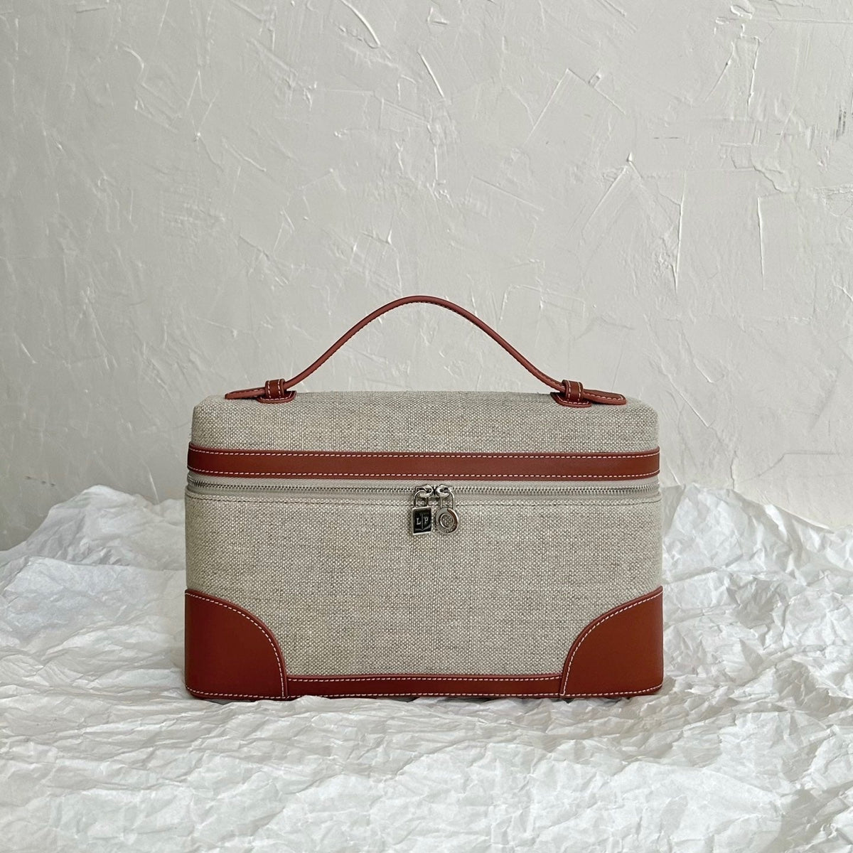 LORO P EXTRA POUCH L27