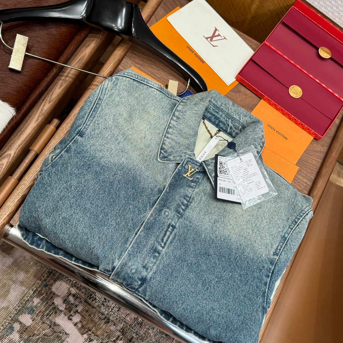 LOU DENIM JACKET